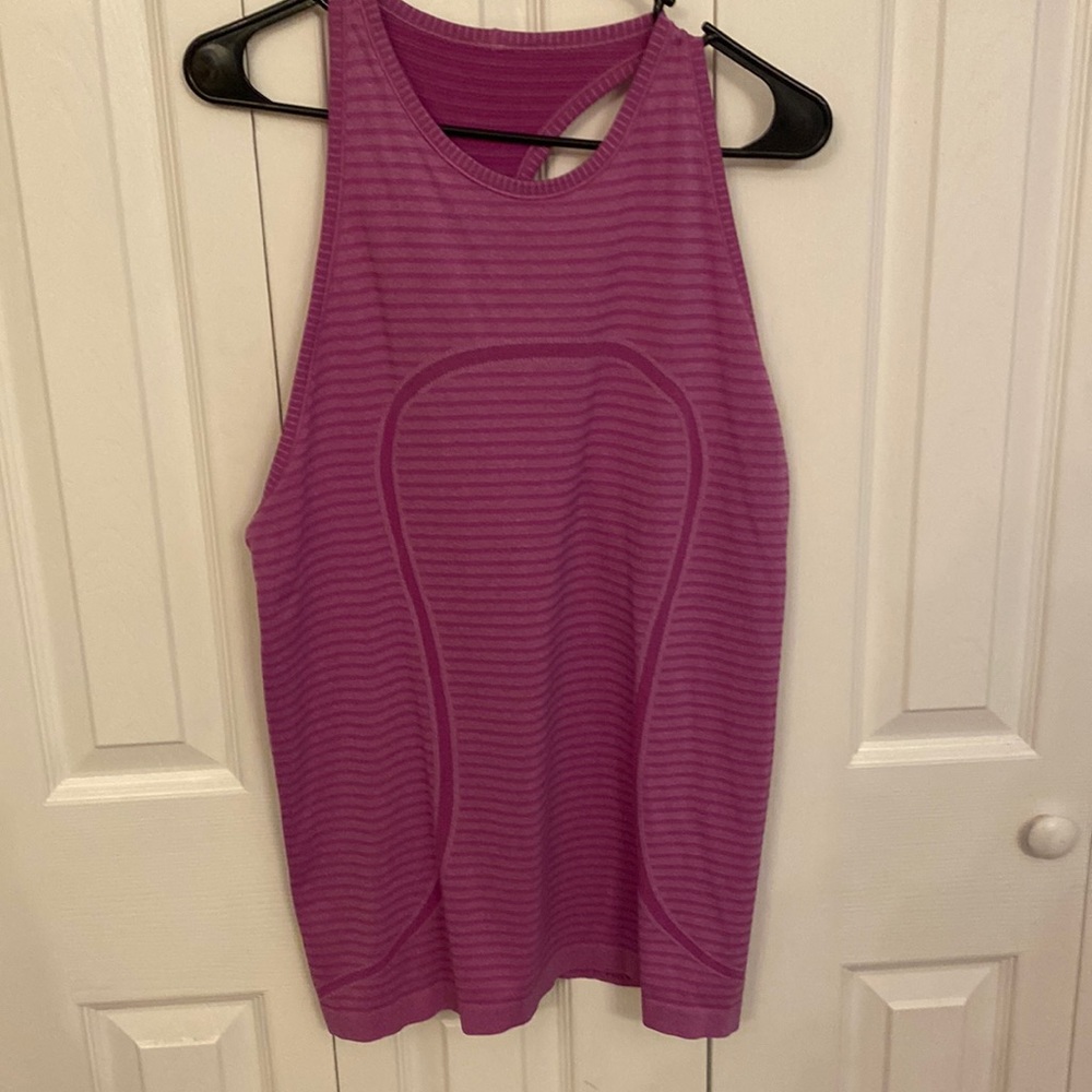 Lululemon swiftly high neck tank Size 12